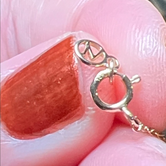 Mejuri 14k Solid Yellow Gold Pisces Zodiac Horoscope Necklace - Picture 2 of 8